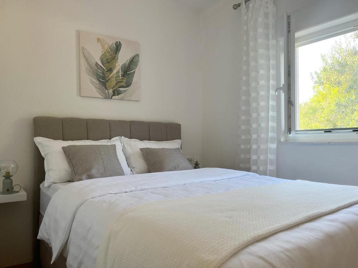 Apartments Fortuna Biograd Na Moru Exterior photo