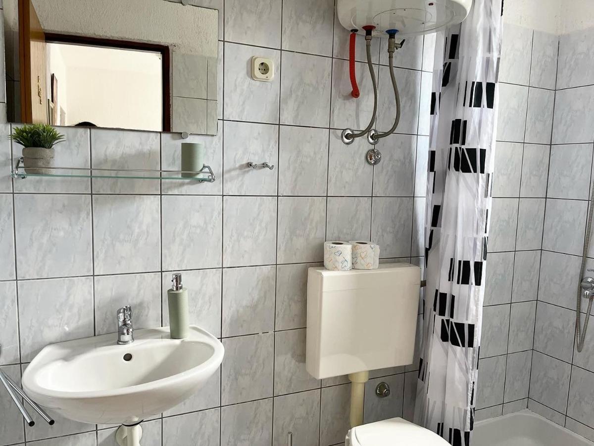 Apartments Fortuna Biograd Na Moru Exterior photo