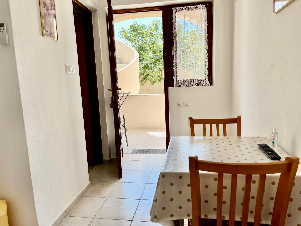 Apartments Fortuna Biograd Na Moru Exterior photo