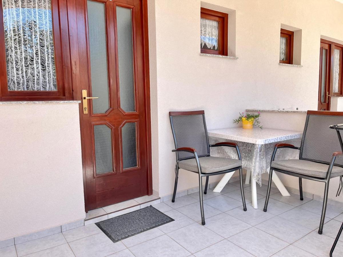 Apartments Fortuna Biograd Na Moru Exterior photo