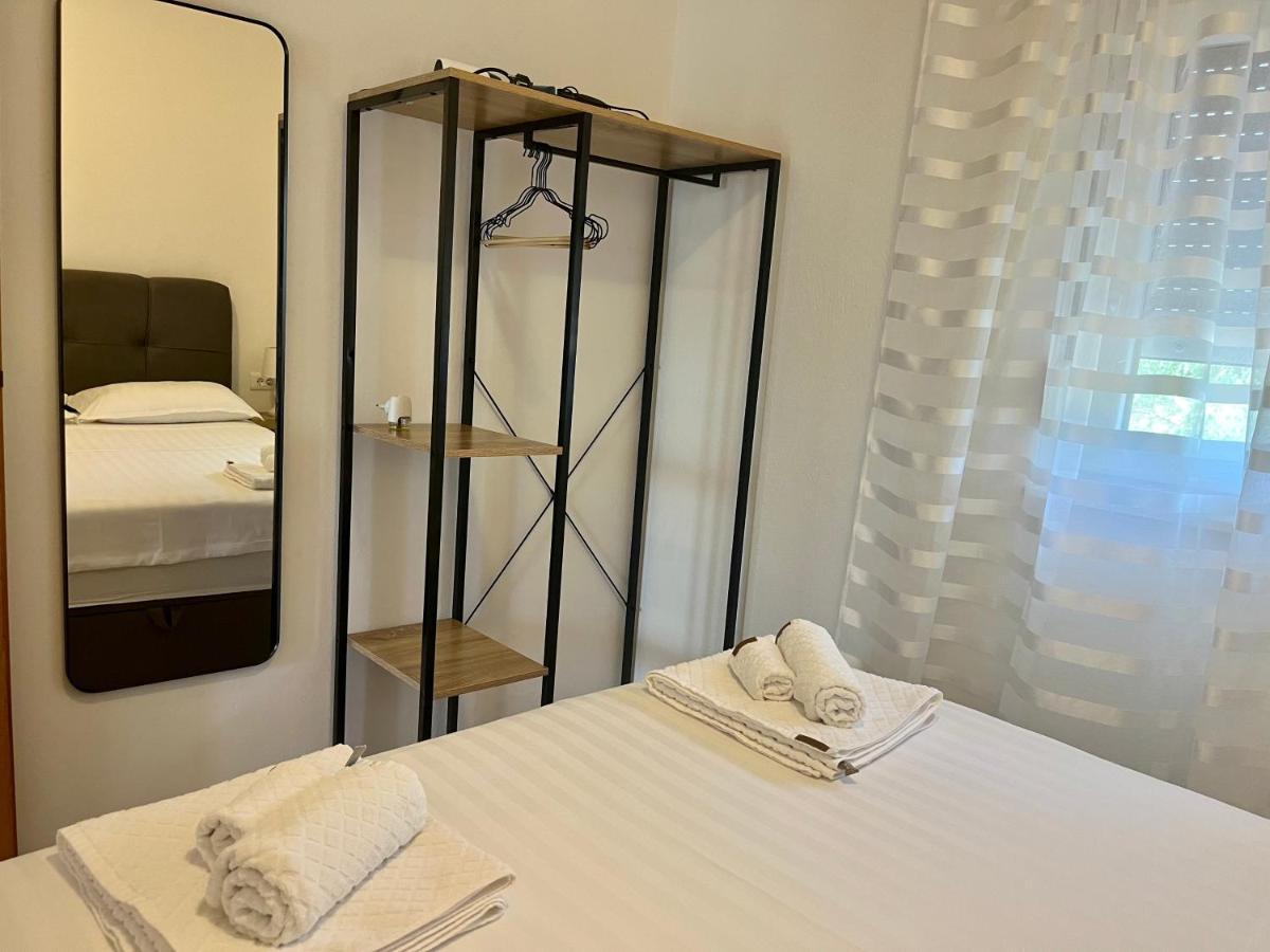 Apartments Fortuna Biograd Na Moru Exterior photo