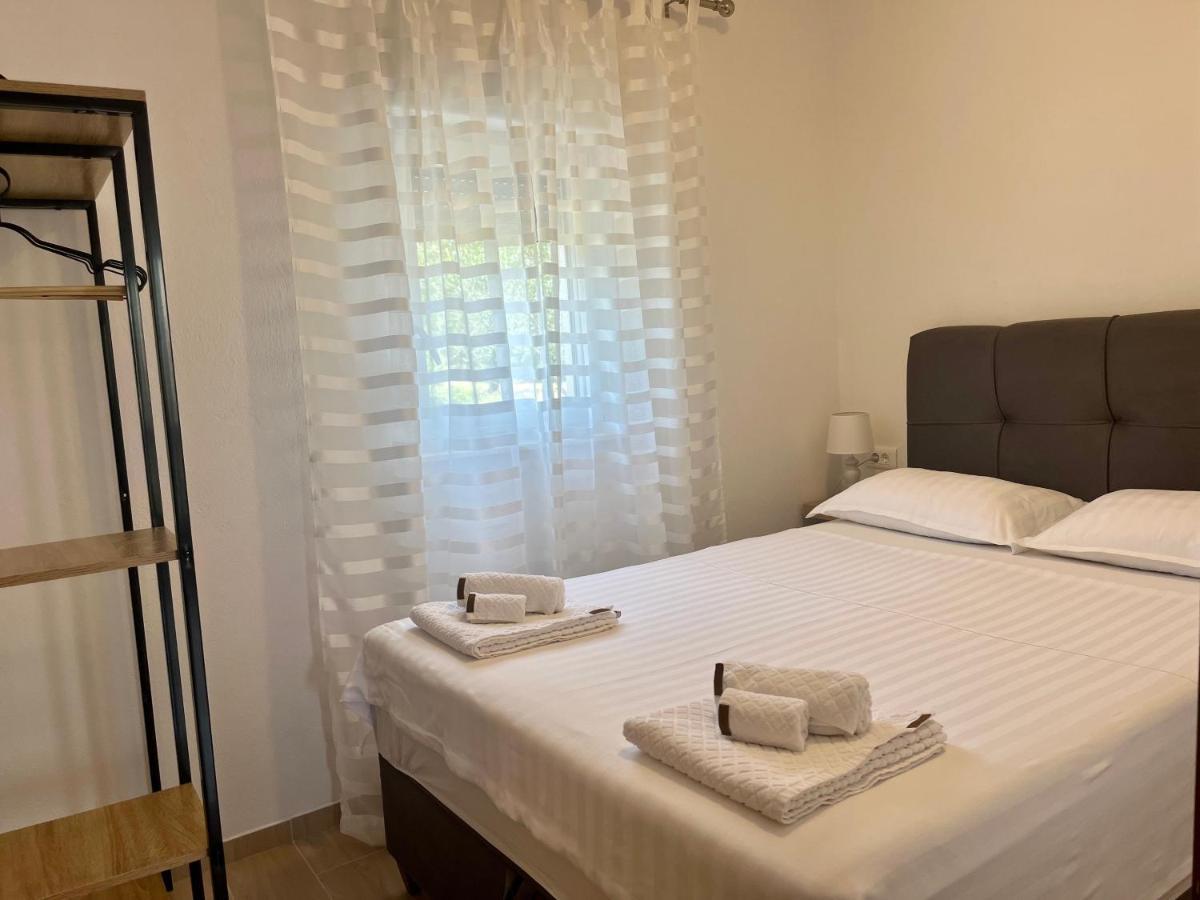 Apartments Fortuna Biograd Na Moru Exterior photo