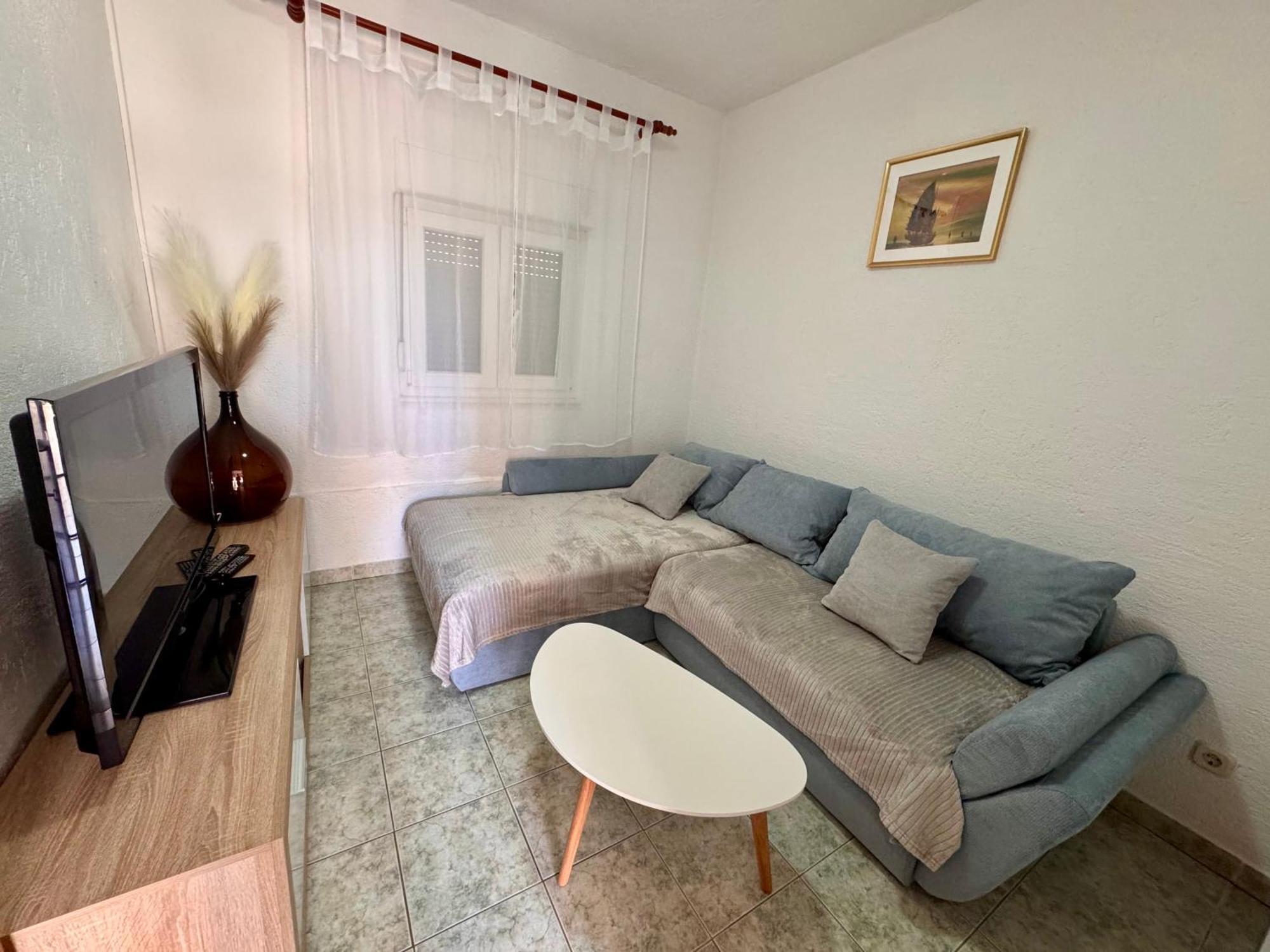 Apartments Fortuna Biograd Na Moru Exterior photo